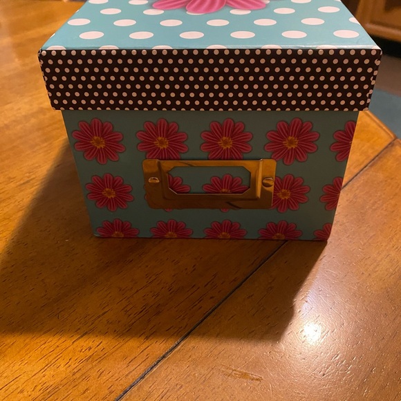 Decorative storage box - Picture 2 of 7